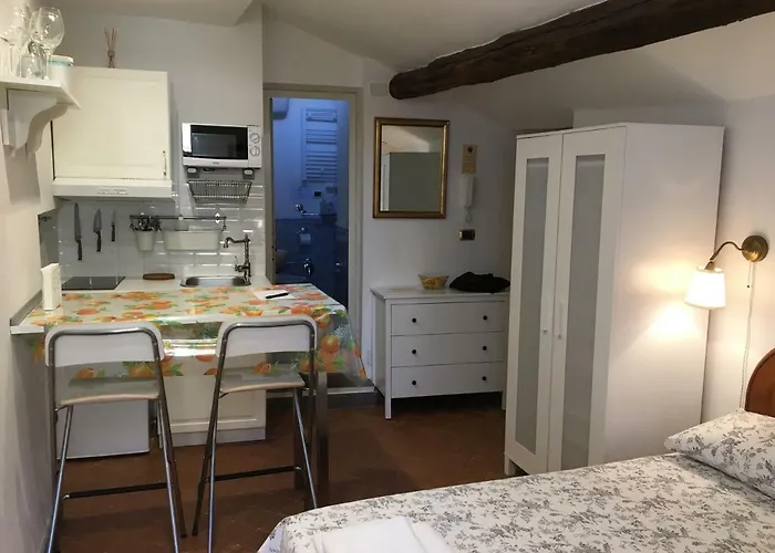 M9 Pantheon Attic 11 Appartement *